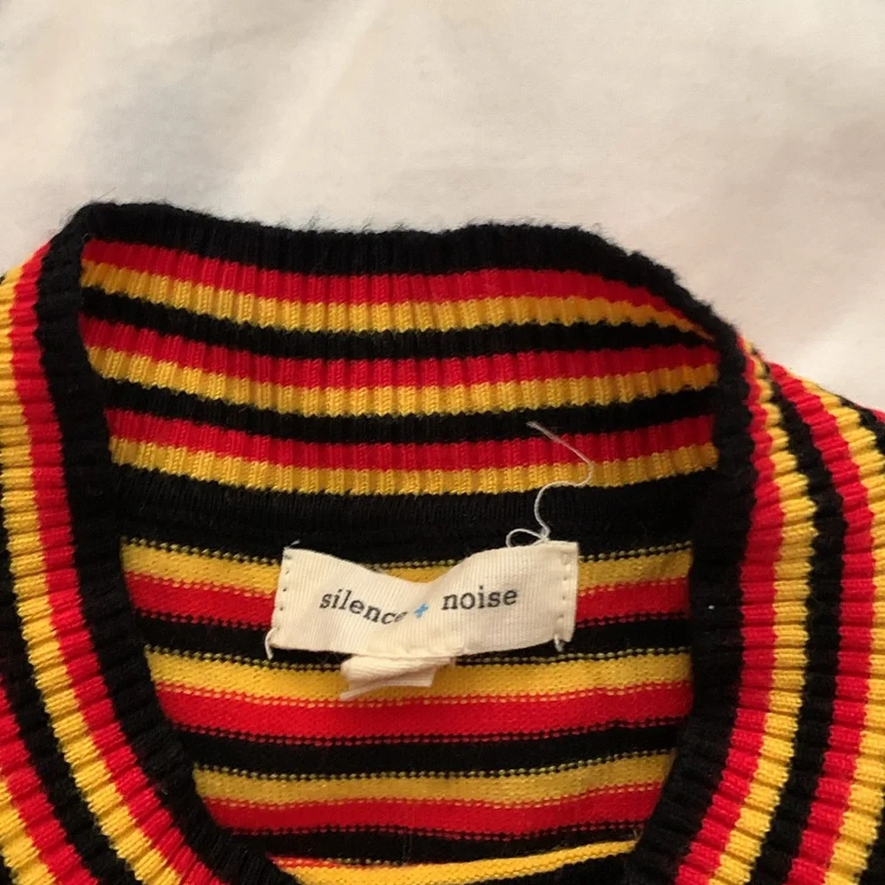 Urban outfitters stripe crewneck crop top sweater - Picture 3 of 3